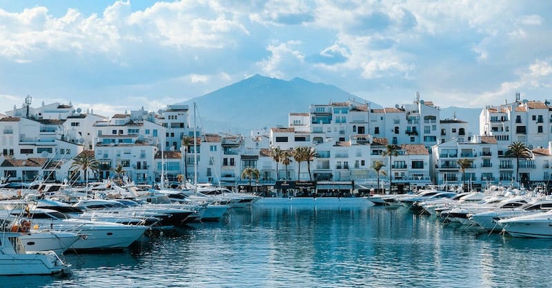 2 makuuhuone Huoneisto myytävänä paikassa Puerto Banus - 985 000 € (Ref: 9658023)