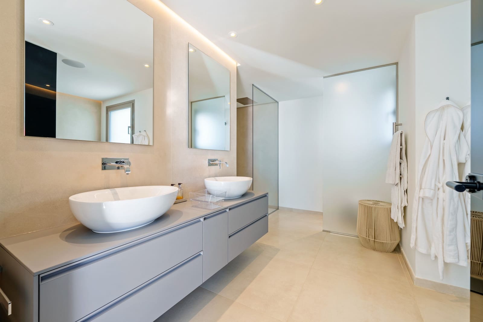 Ático de 3 habitaciones en Marbella en venta con piscina garaje - 3.150.000 € (Ref: 9672767)