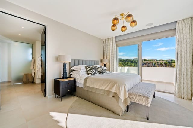 3 slaapkamer Penthouse te koop in Los Naranjos, Marbella met zwembad garage - € 3.150.000 (Ref: 9672767)