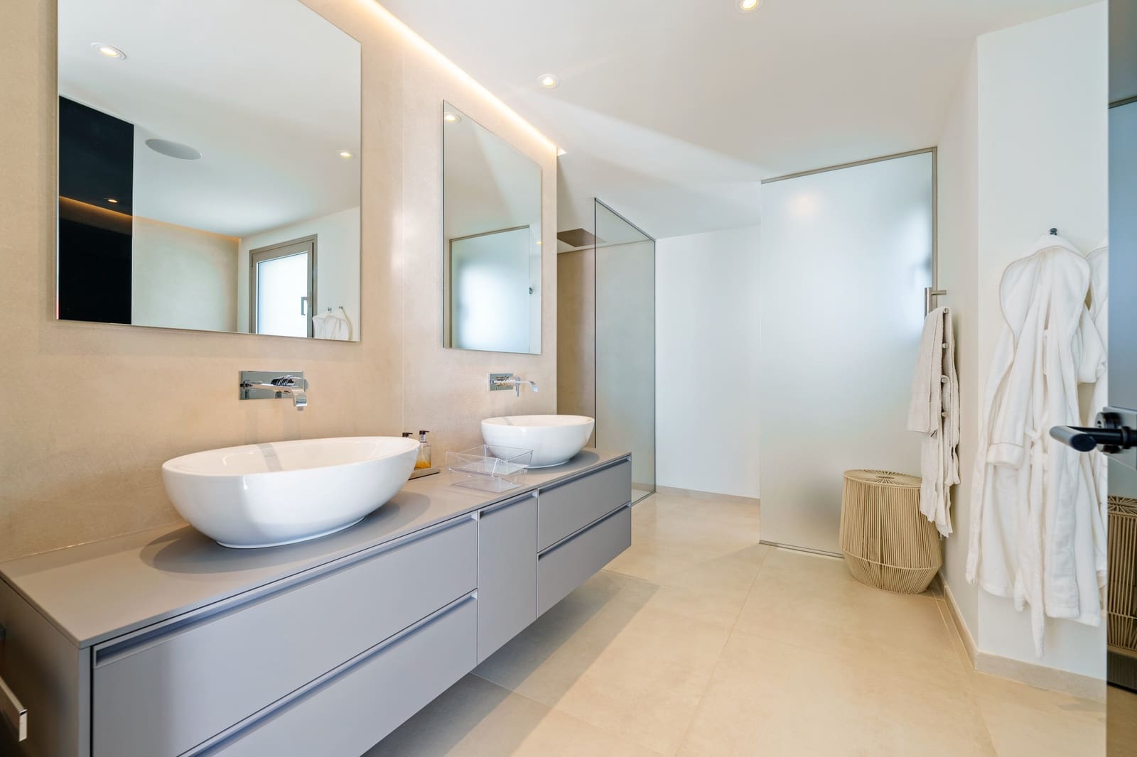 Ático de 3 habitaciones en Marbella en venta con piscina garaje - 2.895.000 € (Ref: 9672767)