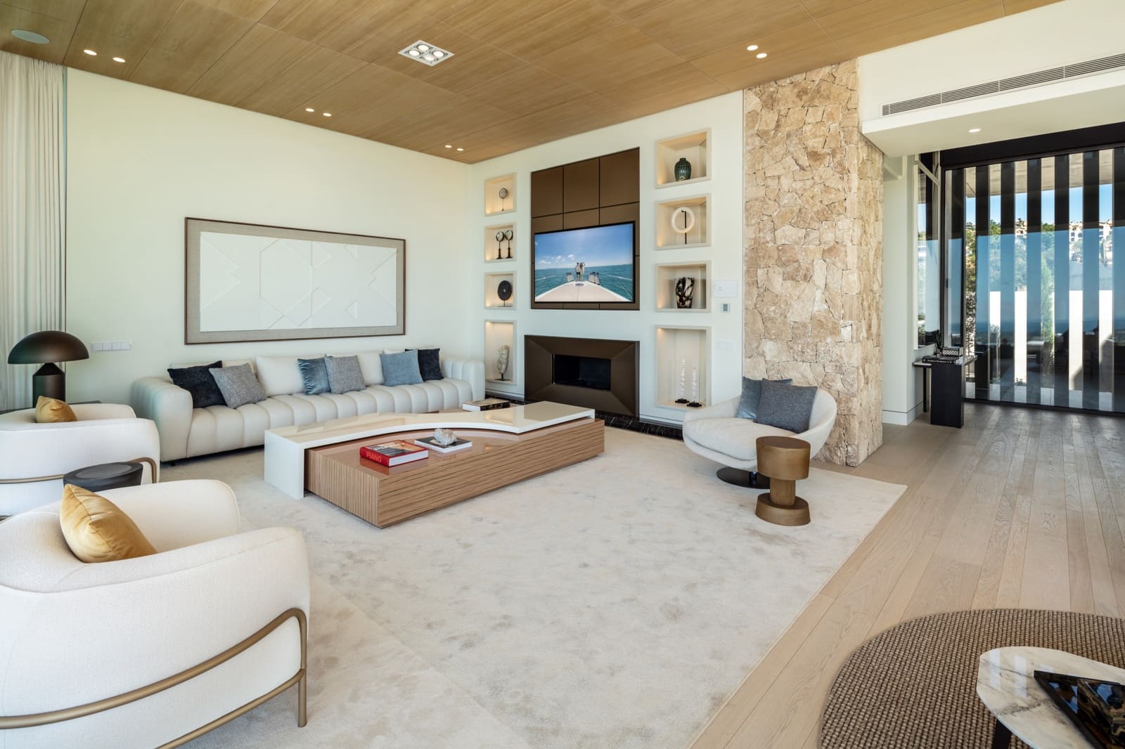 7 bedroom Villa for sale in Benahavis with pool garage - € 9,950,000 (Ref: 9679306)