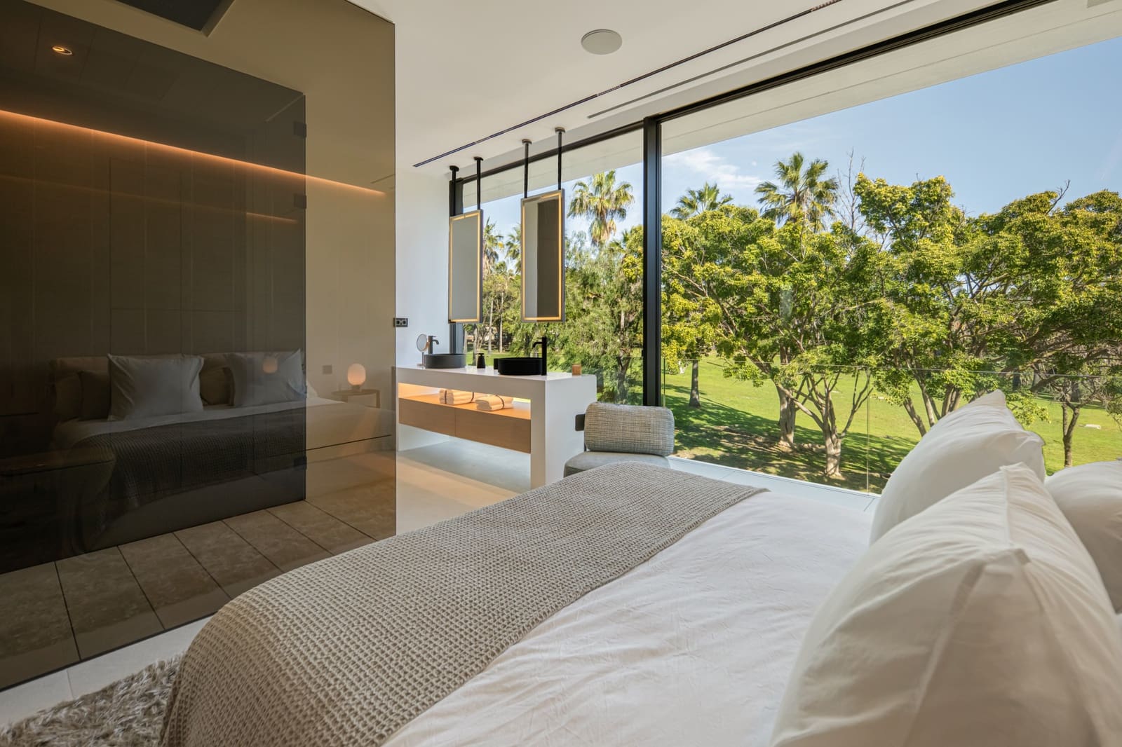 3 makuuhuone Huvila myytävänä paikassa Marbella mukana uima-altaan 
autotalli - 6 300 000 € (Ref: 9685737)