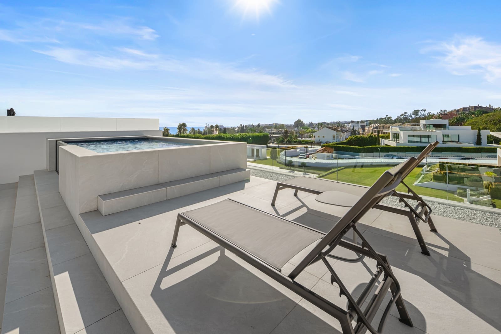 3 bedroom Villa for sale in Marbella with pool garage - € 6,300,000 (Ref: 9685737)