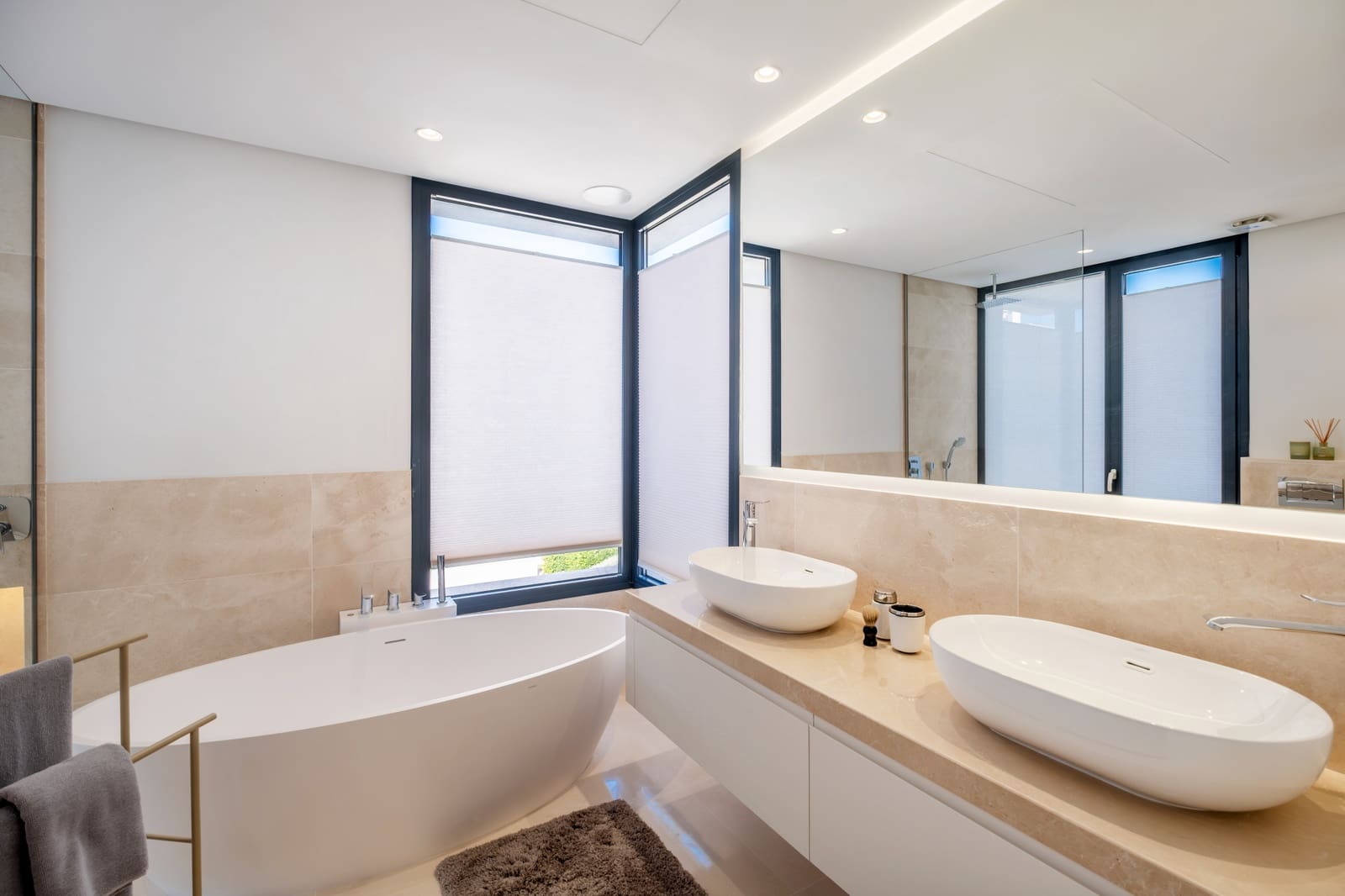 6 quarto Moradia para venda em El Paraiso com piscina garagem - 2 995 000 € (Ref: 9688627)