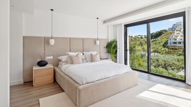 6 Zimmer Villa zu verkaufen in Los Naranjos, Marbella mit Pool Garage - 2.495.000 € (Ref: 9688628)