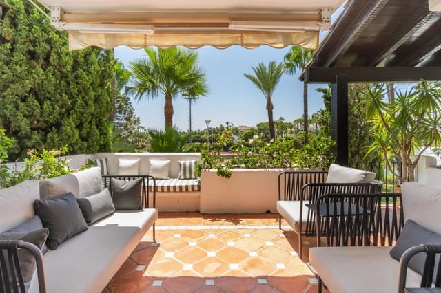 2 quarto Apartamento para venda em Lomas De Marbella, Marbella com piscina garagem - 2 600 000 € (Ref: 9688633)