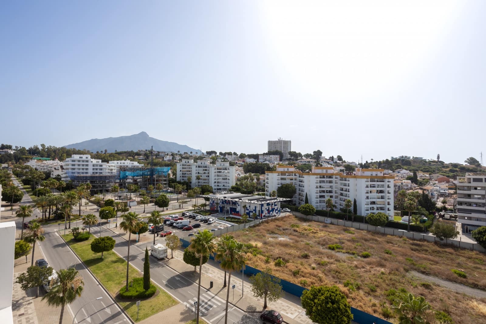 2 chambre Penthouse à vendre à Marbella avec piscine garage - 890 000 € (Ref: 9688634)