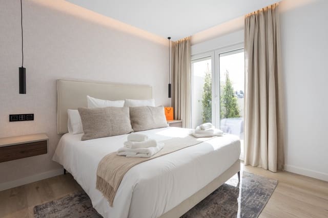 2 chambre Penthouse à vendre à Rodeo Alto - Guadaiza - La Campana, Marbella avec piscine garage - 890 000 € (Ref: 9688634)