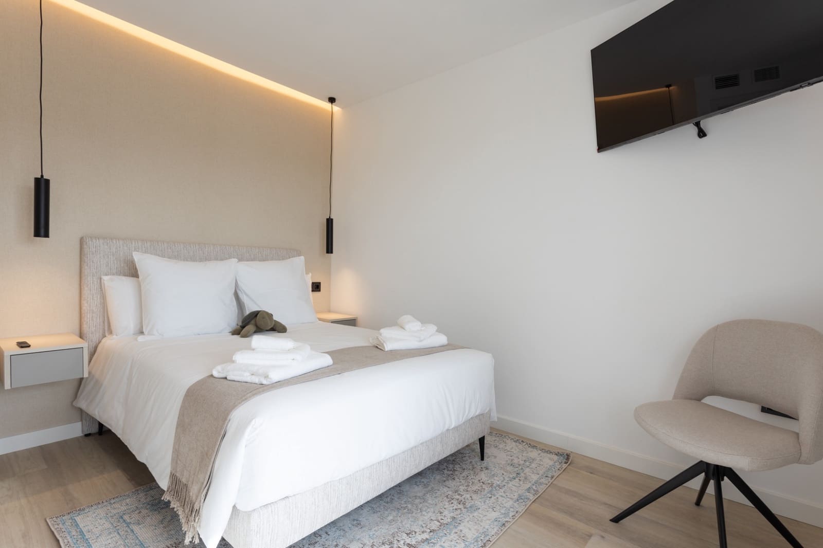 4 bedroom Penthouse for sale in Marbella with pool garage - € 1,499,000 (Ref: 9688635)