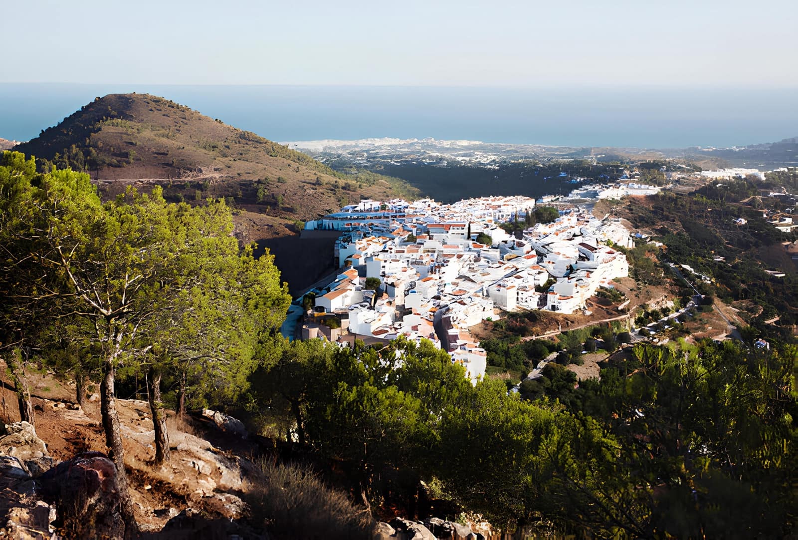 3 bedroom Apartment for sale in Guaro with pool garage - € 420,000 (Ref: 9709184)