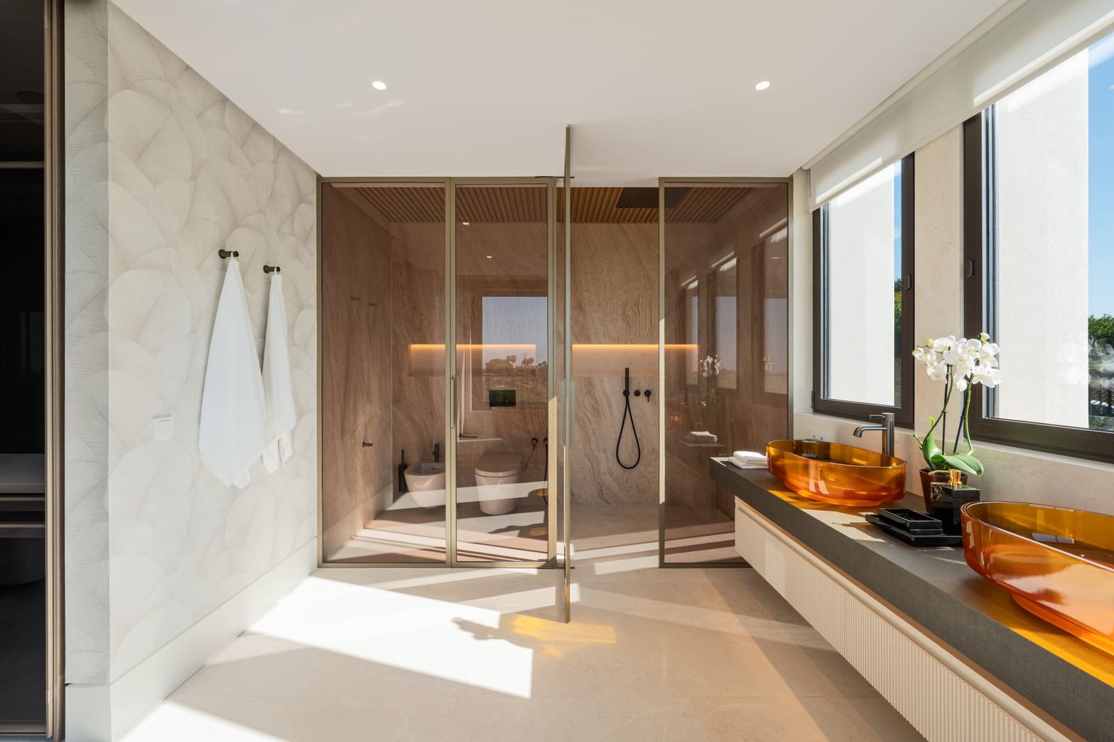 5 bedroom Villa for sale in Marbella with pool garage - € 14,995,000 (Ref: 9709186)