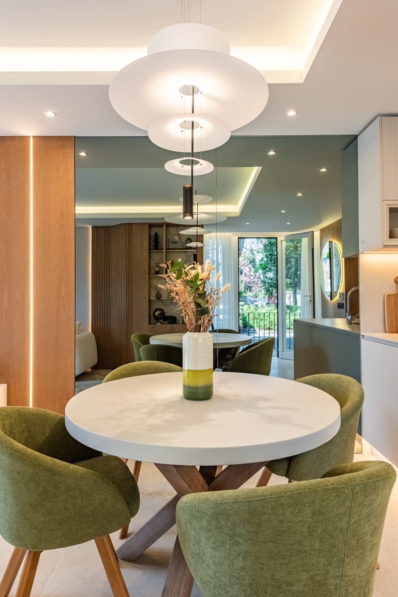 1 quarto Apartamento para venda em Marbella com piscina garagem - 1 090 000 € (Ref: 9726164)