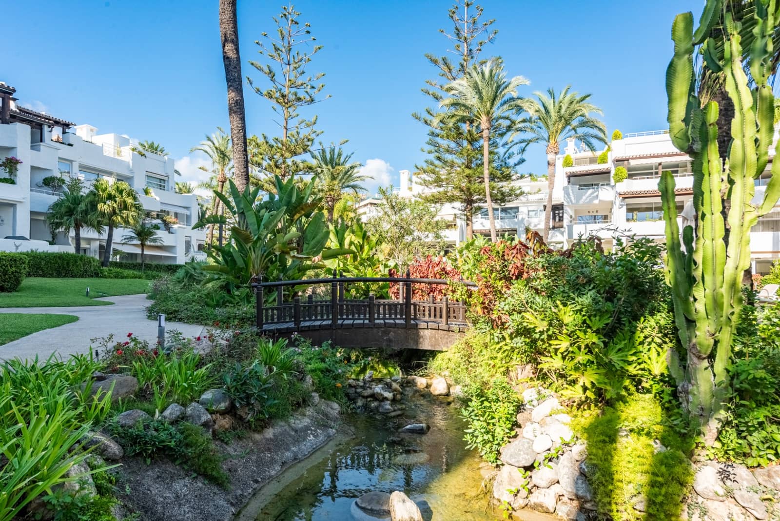 1 quarto Apartamento para venda em Marbella com piscina garagem - 1 090 000 € (Ref: 9726164)