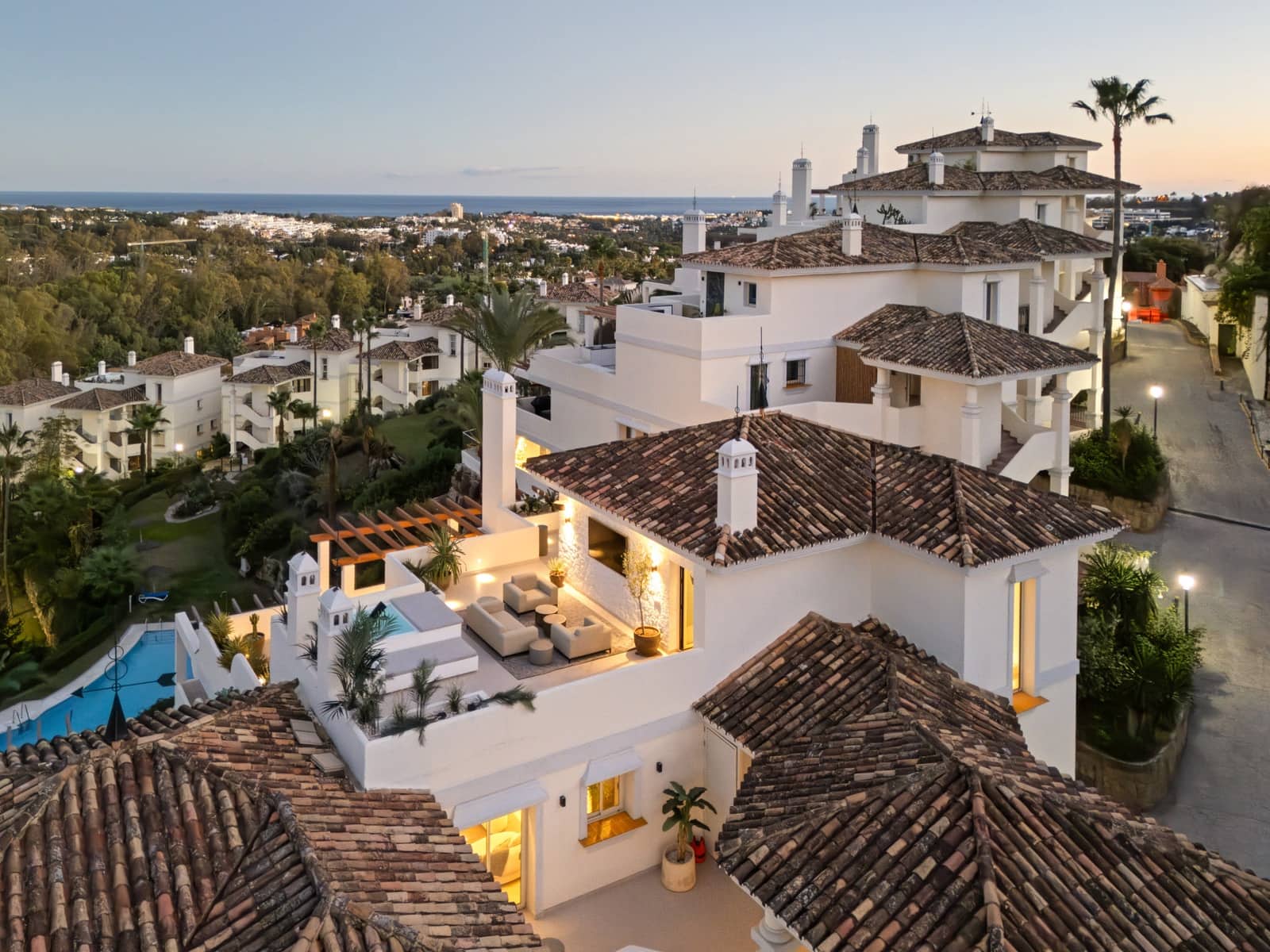 Ático de 3 habitaciones en Marbella en venta con piscina garaje - 2.650.000 € (Ref: 9741433)