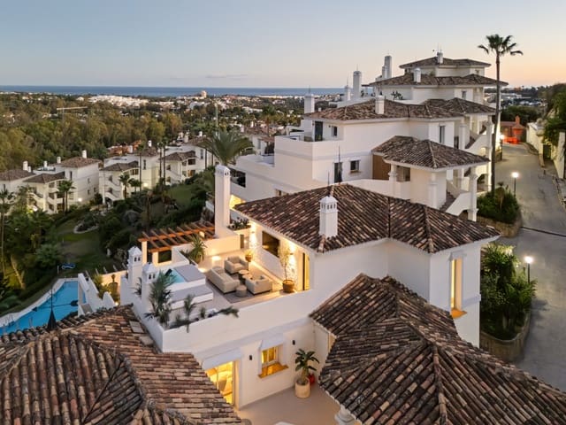 3 slaapkamer Penthouse te koop in Los Naranjos, Marbella met zwembad garage - € 2.650.000 (Ref: 9741433)