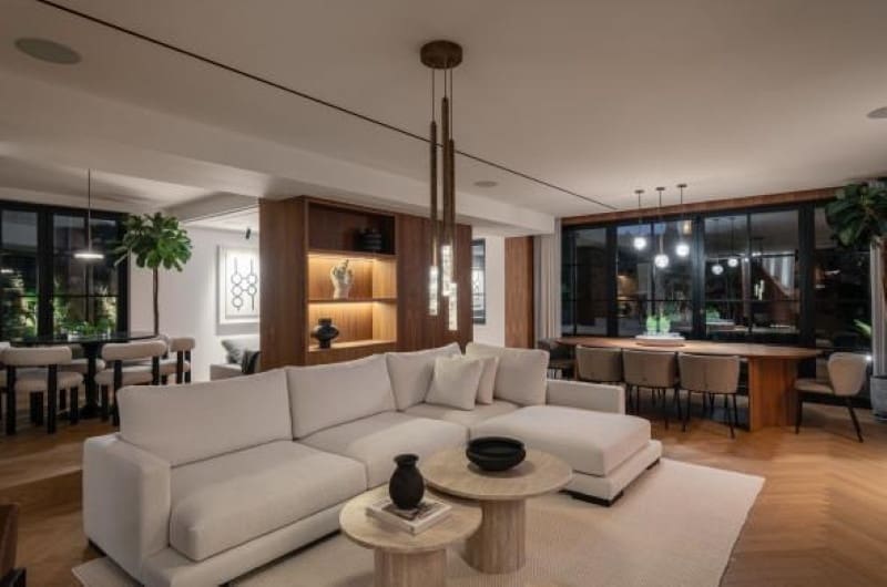 4 makuuhuone Huvila myytävänä paikassa Nueva Andalucia mukana uima-altaan 
autotalli - 4 250 000 € (Ref: 9744007)