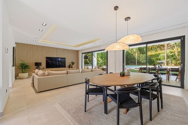5 chambre Villa/Maison à vendre à Nueva Andalucía Centro, Marbella avec piscine garage - 4 895 000 € (Ref: 9747469)
