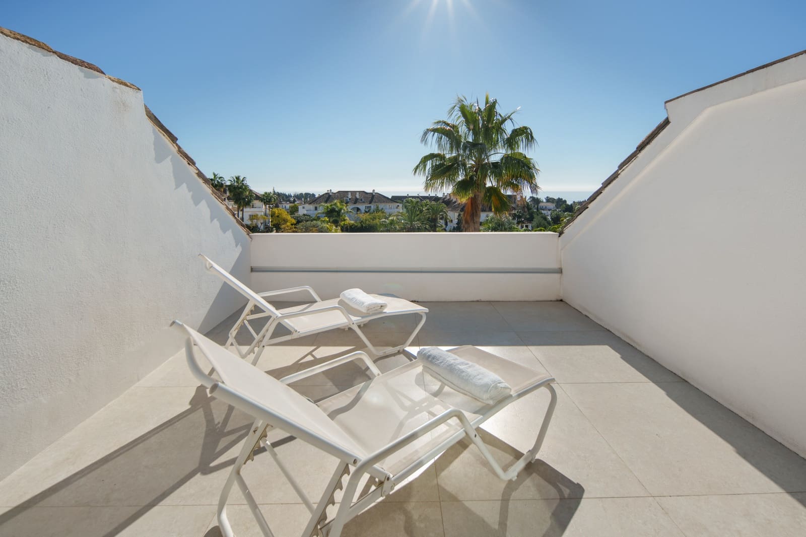 3 soveværelse Penthouse til salg i Marbella med swimmingpool garage - € 2.495.000 (Ref: 9747470)