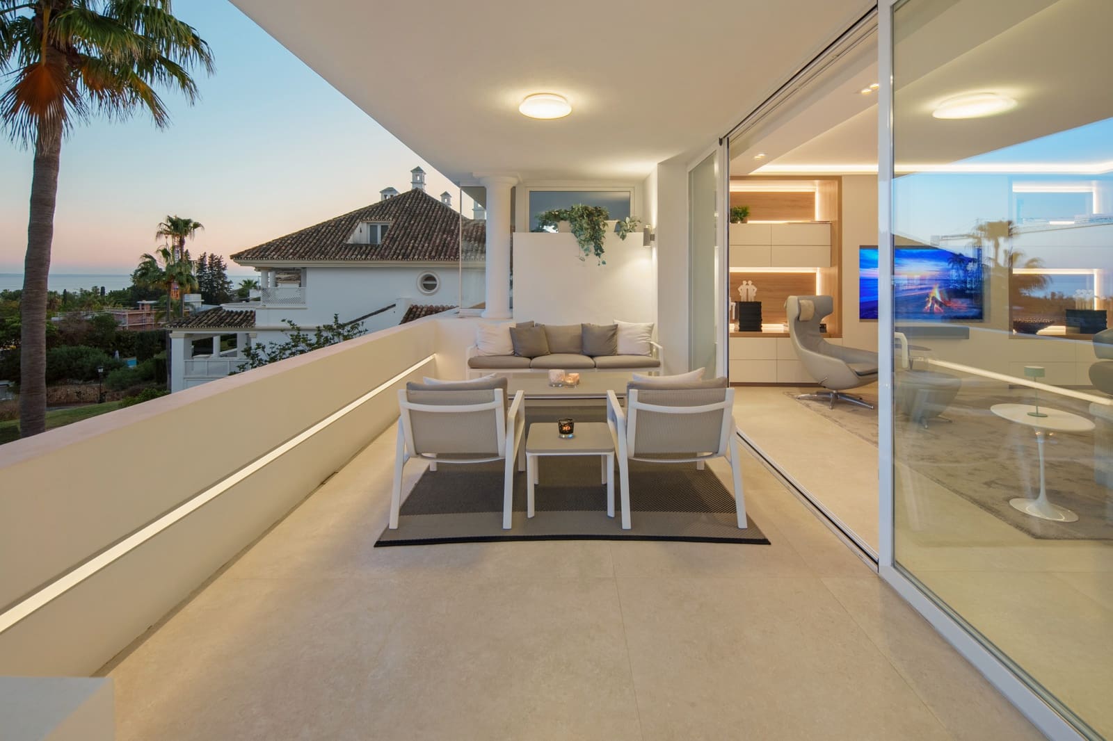 3 soveværelse Penthouse til salg i Marbella med swimmingpool garage - € 2.495.000 (Ref: 9747470)