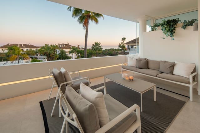 3 slaapkamer Penthouse te koop in Lomas De Marbella, Marbella met zwembad garage - € 2.495.000 (Ref: 9747470)
