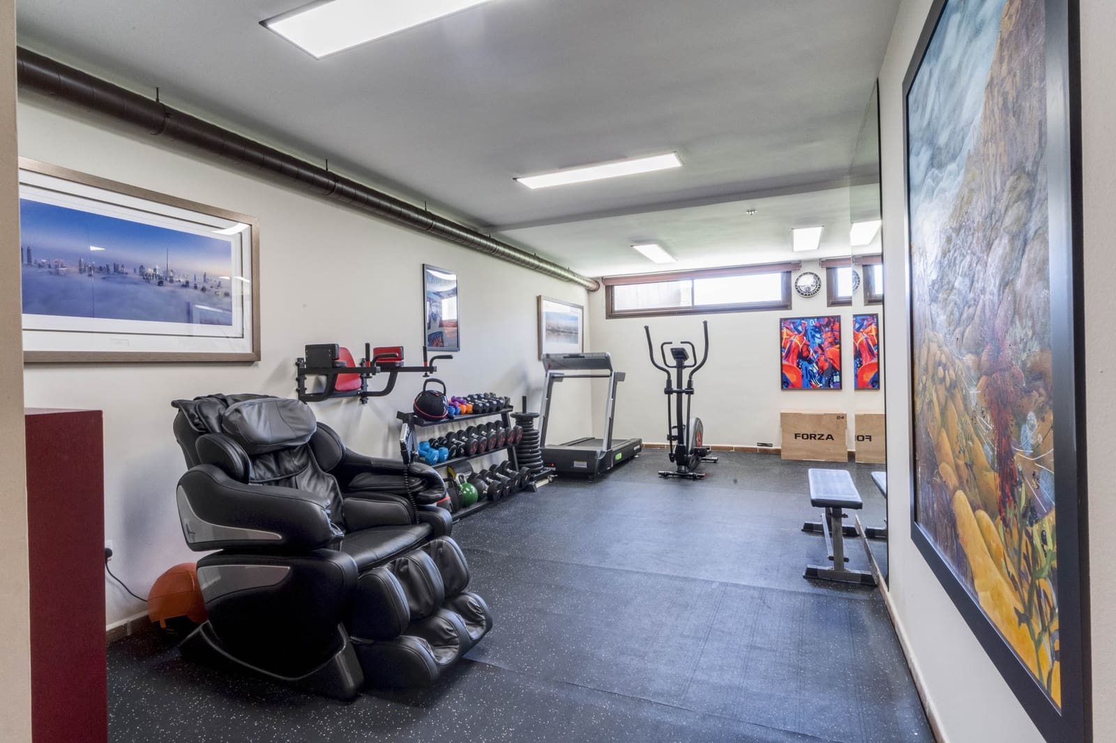 4 bedroom Semi-detached Villa for sale in Estepona with garage - € 975,000 (Ref: 9751478)