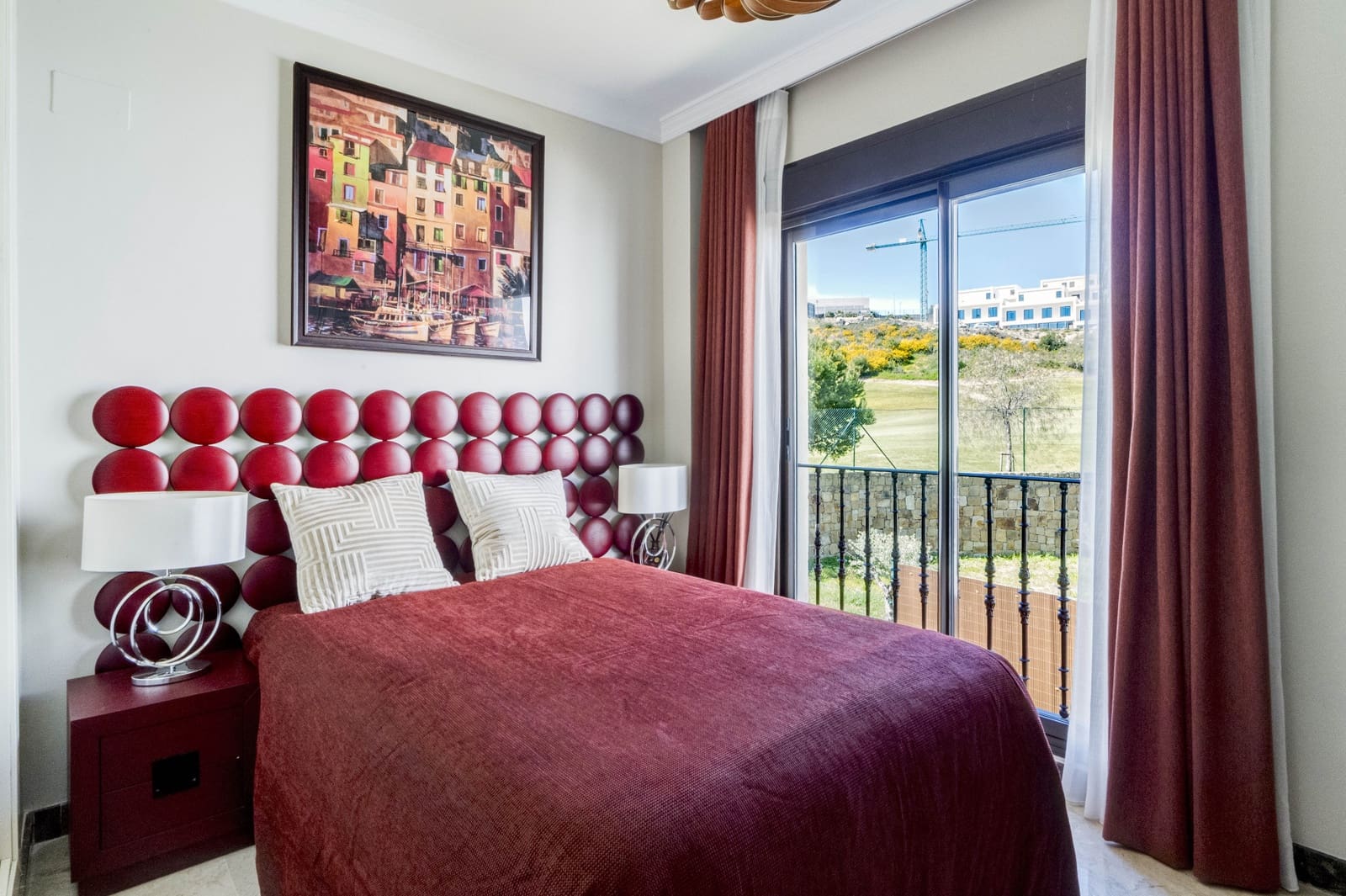 4 bedroom Semi-detached Villa for sale in Estepona with garage - € 975,000 (Ref: 9751478)