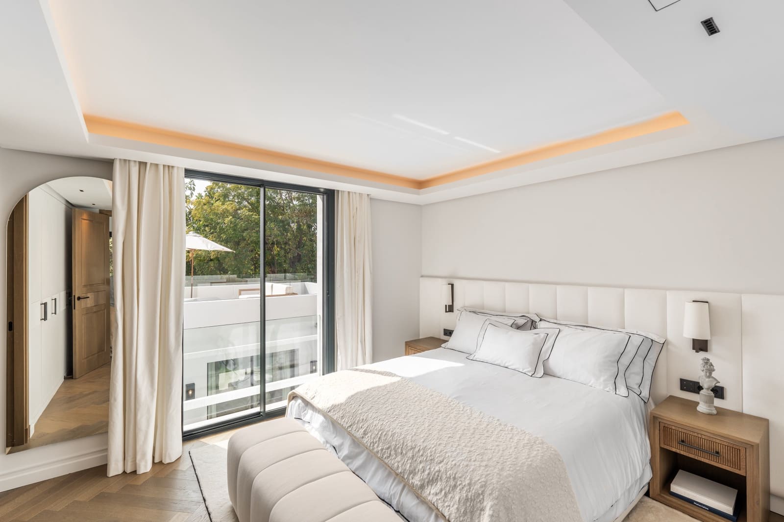 5 soveværelse Villa til salg i Marbella med swimmingpool garage - € 7.800.000 (Ref: 9755096)