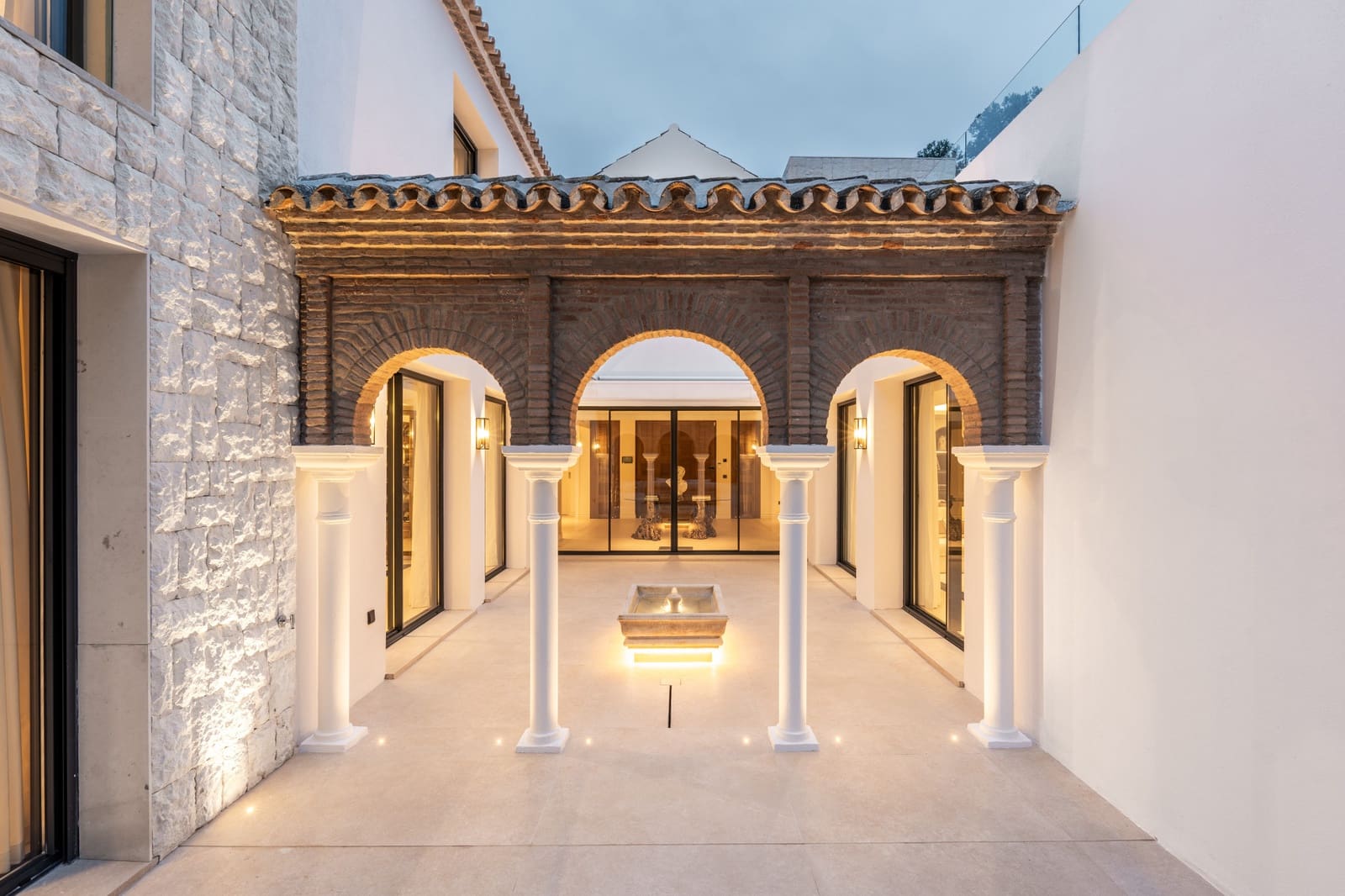 5 soveværelse Villa til salg i Marbella med swimmingpool garage - € 7.800.000 (Ref: 9755096)