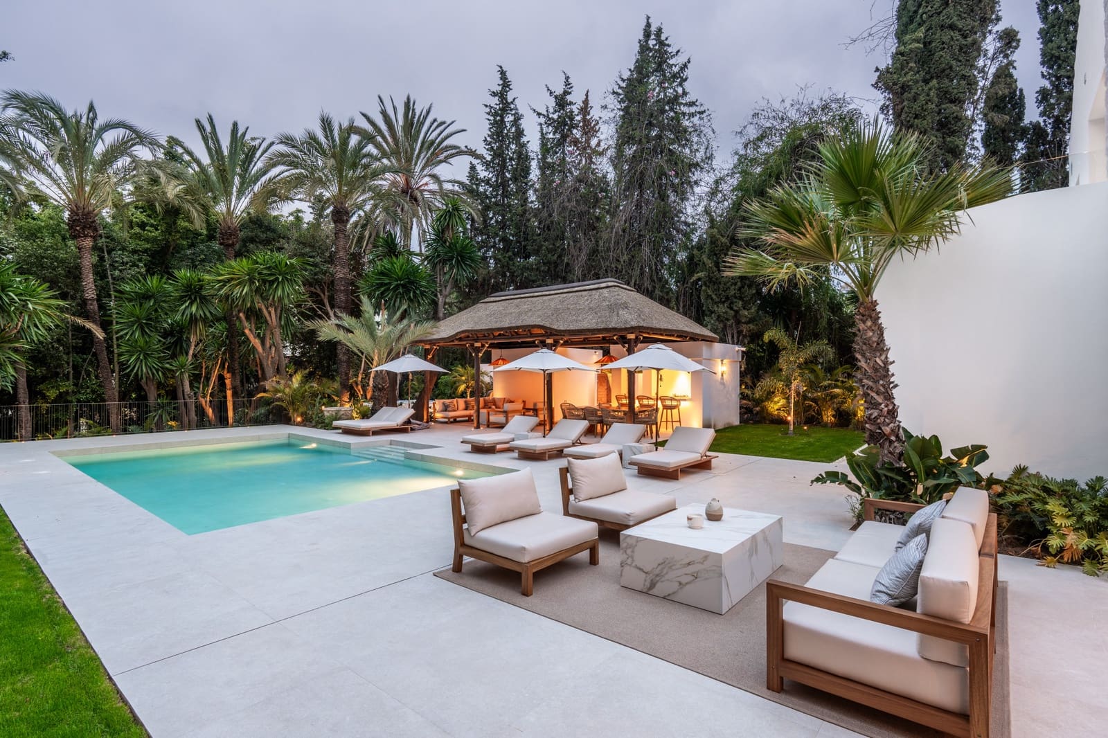 5 soveværelse Villa til salg i Marbella med swimmingpool garage - € 7.800.000 (Ref: 9755096)