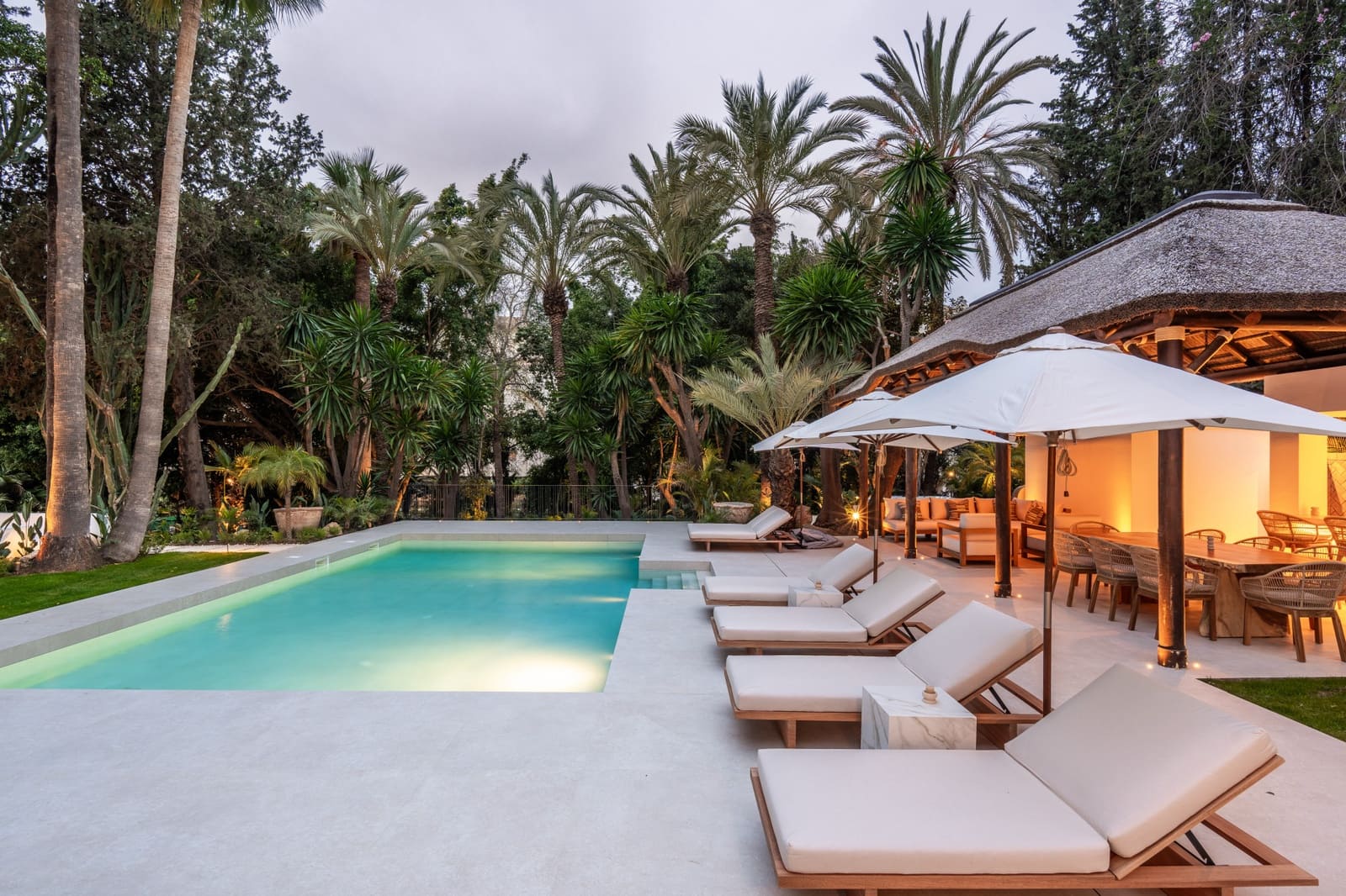 5 soveværelse Villa til salg i Marbella med swimmingpool garage - € 7.800.000 (Ref: 9755096)