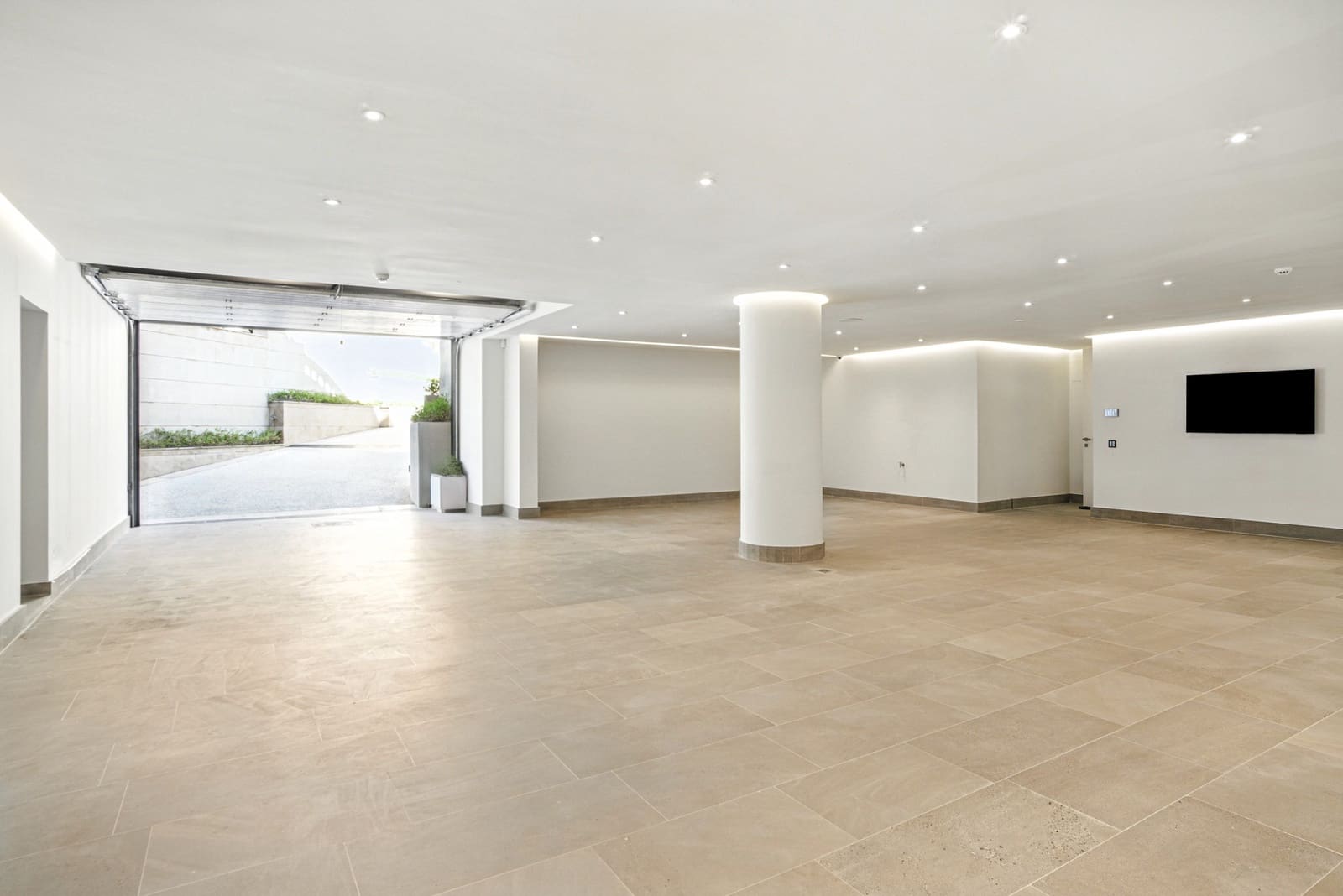 7 sovrum Villa till salu i Marbella med pool garage - 20 000 000 € (Ref: 9755097)