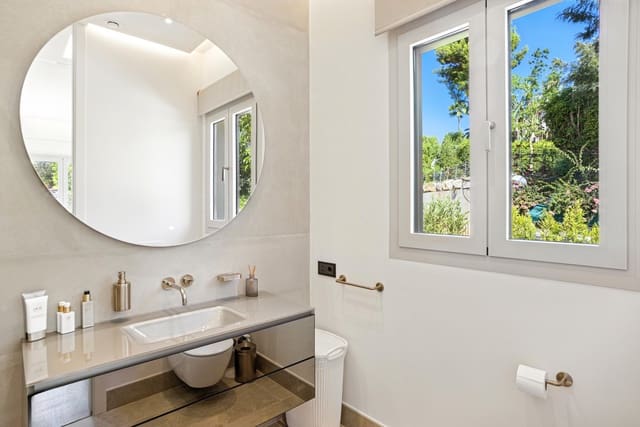 7 sovrum Villa till salu i Sierra Blanca, Marbella med pool garage - 20 000 000 € (Ref: 9755097)