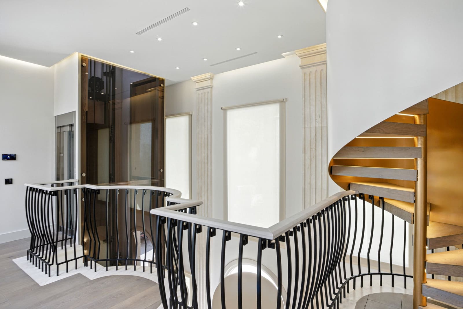 7 sovrum Villa till salu i Marbella med pool garage - 20 000 000 € (Ref: 9755097)