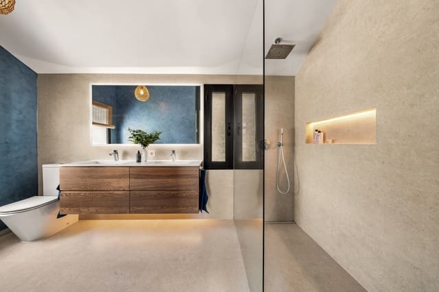 4 chambre Villa/Maison à vendre à Los Naranjos, Marbella avec piscine garage - 2 650 000 € (Ref: 9770145)