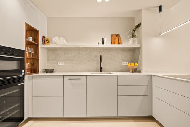 3 sovrum Lägenhet till salu i La Quinta, Benahavís med pool garage - 849 000 € (Ref: 9772547)