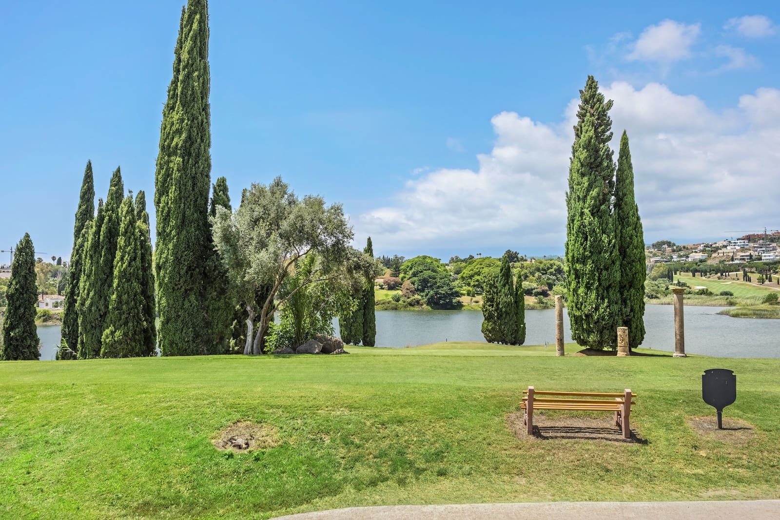 1 chambre Appartement à vendre à Los Flamingos avec piscine garage - 445 000 € (Ref: 9772548)