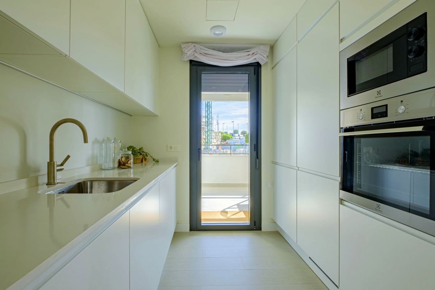 2 chambre Appartement à vendre à Casares avec piscine garage - 420 000 € (Ref: 9777314)