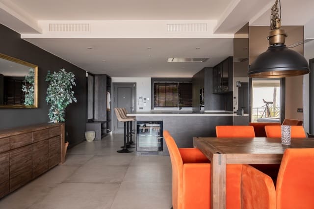 3 chambre Appartement à vendre à Los Naranjos, Marbella avec piscine garage - 1 350 000 € (Ref: 9793827)