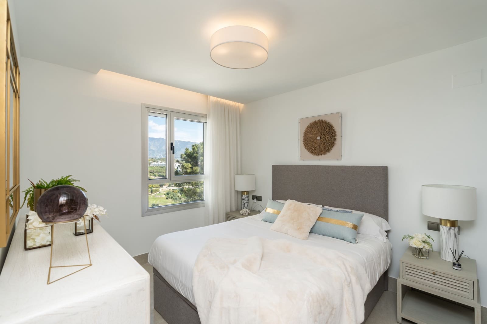 2 Zimmer Apartment zu verkaufen in Mijas Costa mit Pool Garage - 410.000 € (Ref: 9793828)