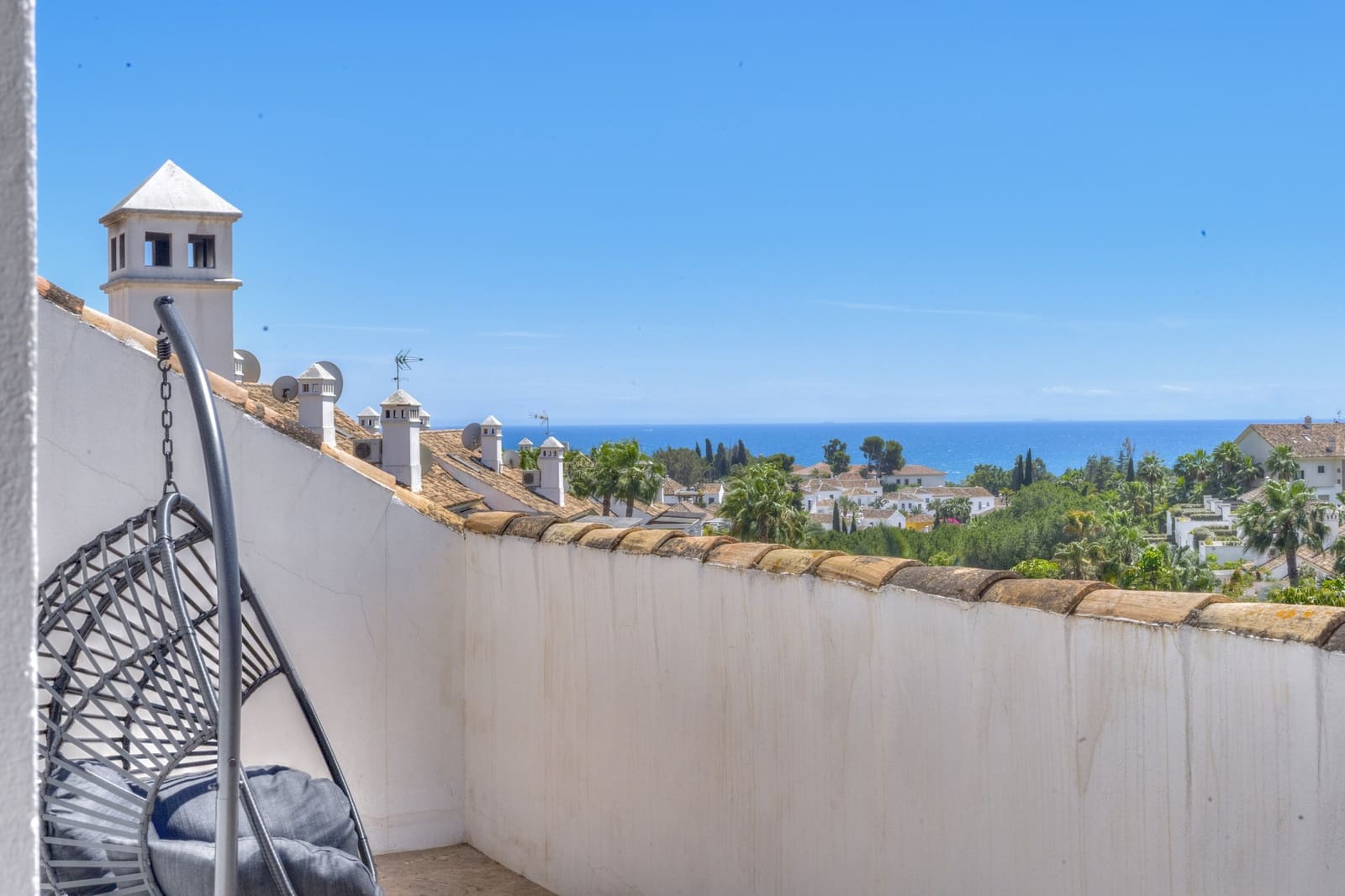 Ático de 3 habitaciones en Marbella en venta con piscina garaje - 2.500.000 € (Ref: 9816773)