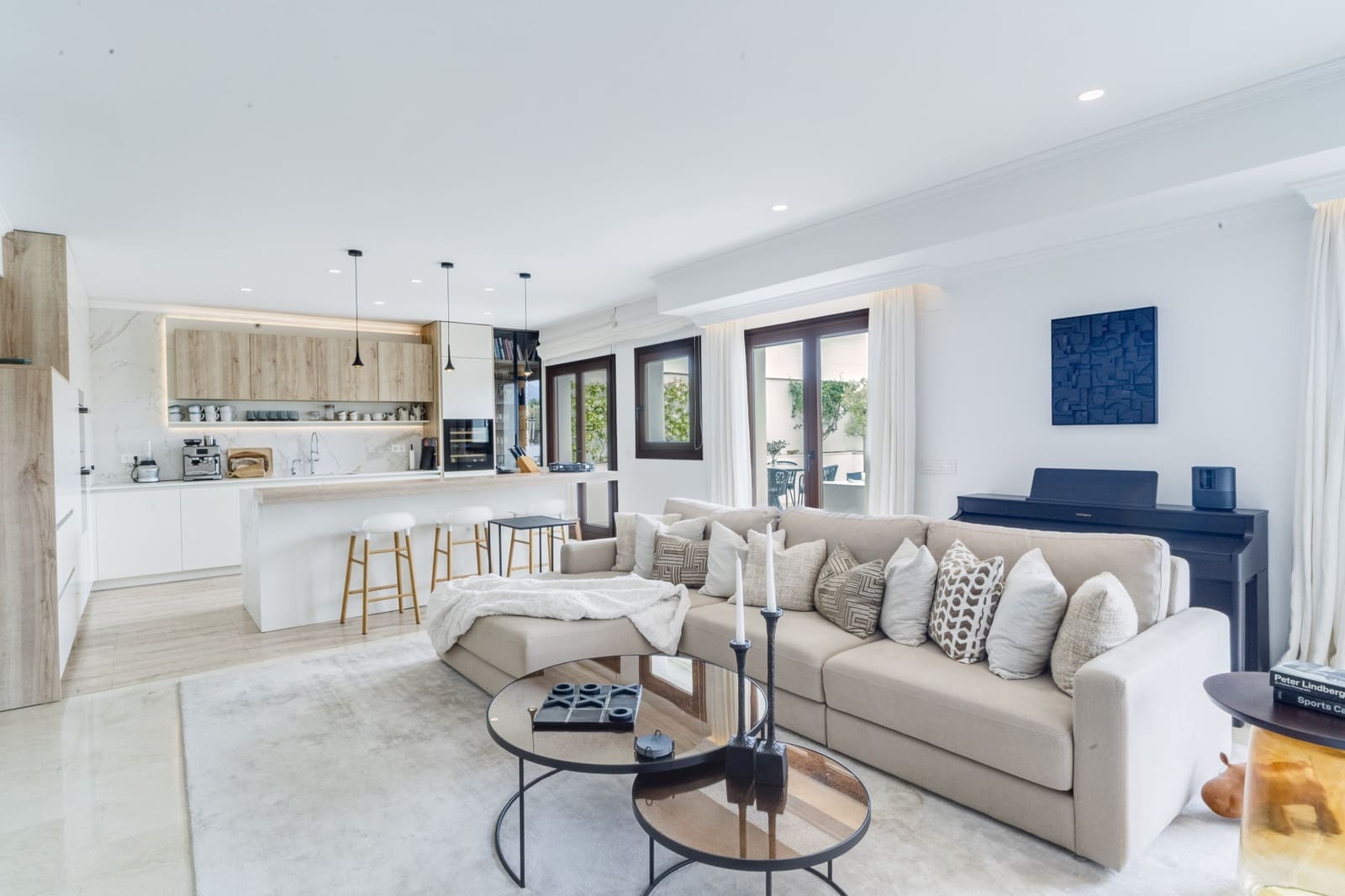 Ático de 3 habitaciones en Marbella en venta con piscina garaje - 2.500.000 € (Ref: 9816773)
