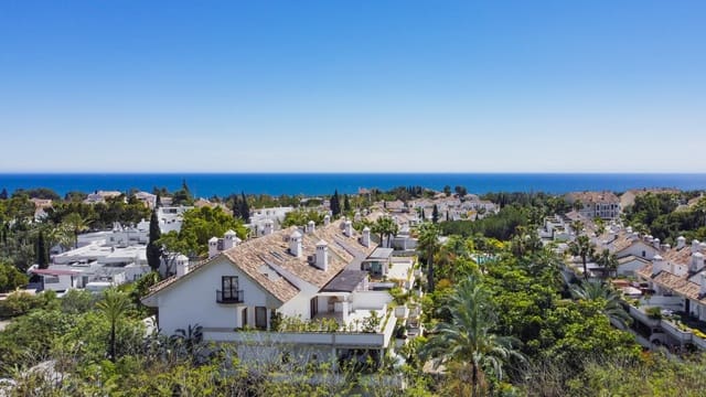 Ático de 3 habitaciones en Marbella en venta con piscina garaje - 2.500.000 € (Ref: 9816773)