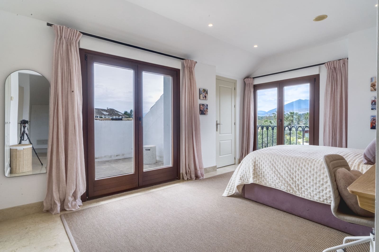 Ático de 3 habitaciones en Marbella en venta con piscina garaje - 2.500.000 € (Ref: 9816773)