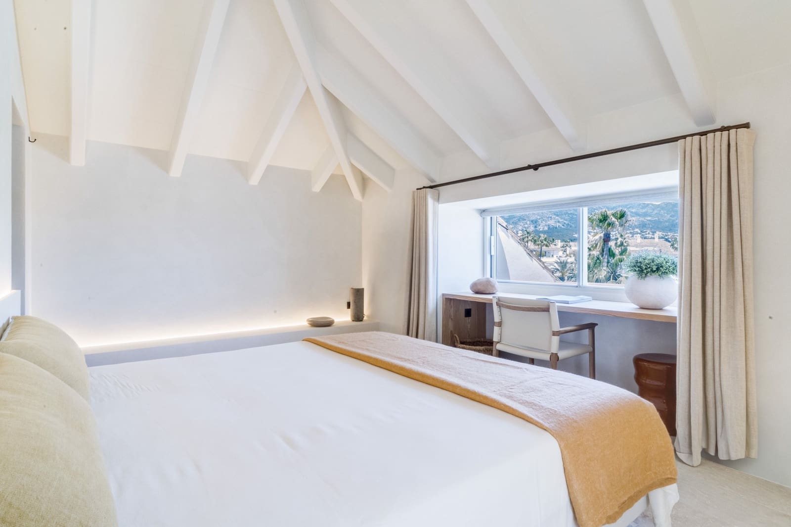 5 soverom Penthouse til salgs i Marbella med svømmebasseng garasje - € 4 850 000 (Ref: 9835025)
