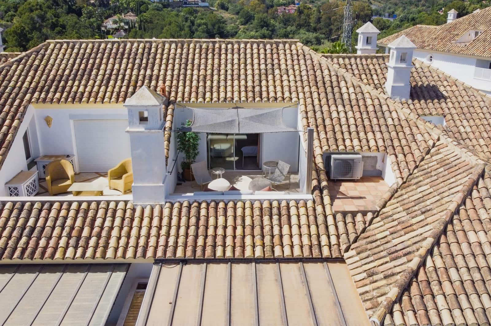 5 soverom Penthouse til salgs i Marbella med svømmebasseng garasje - € 4 850 000 (Ref: 9835025)