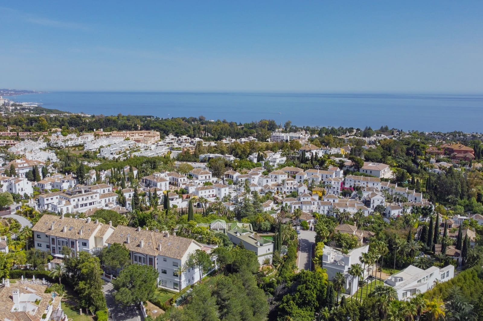 5 soverom Penthouse til salgs i Marbella med svømmebasseng garasje - € 4 850 000 (Ref: 9835025)