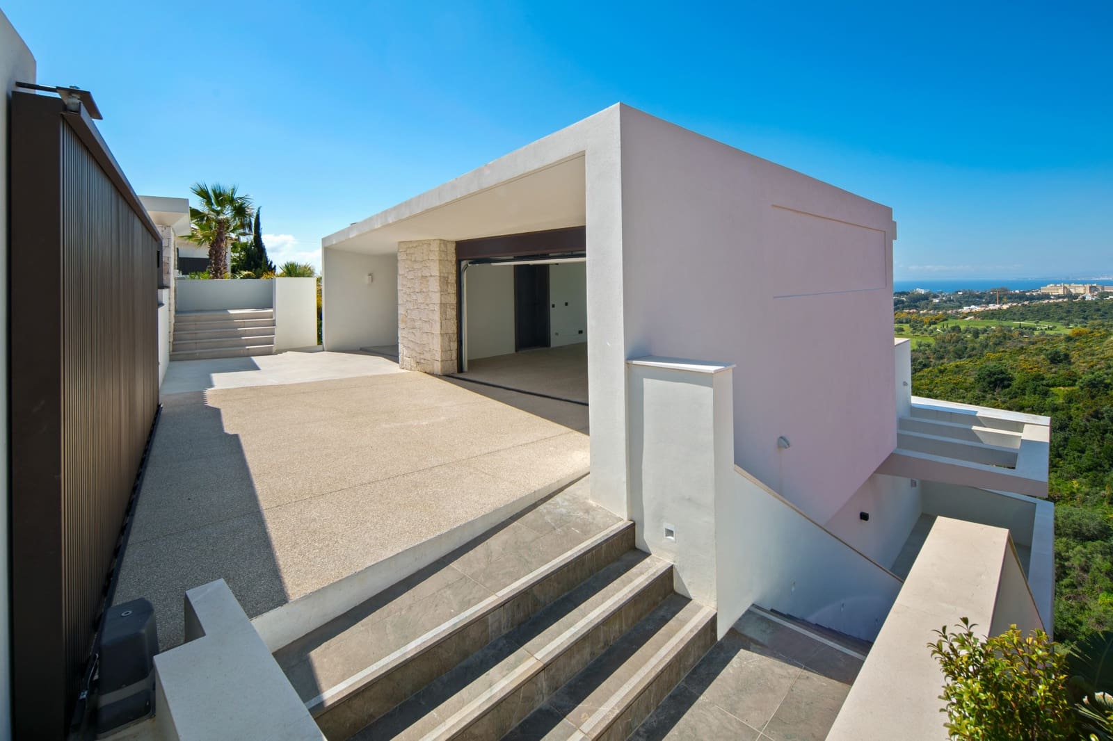 4 Zimmer Villa zu verkaufen in Marbella mit Pool Garage - 6.500.000 € (Ref: 9841958)