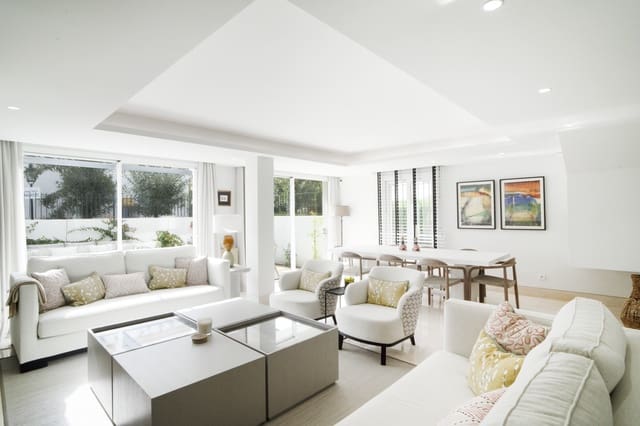 4 soverom Kjedet enebolig til salgs i La Carolina - Guadalpín, Marbella med svømmebasseng garasje - € 2 600 000 (Ref: 9848500)