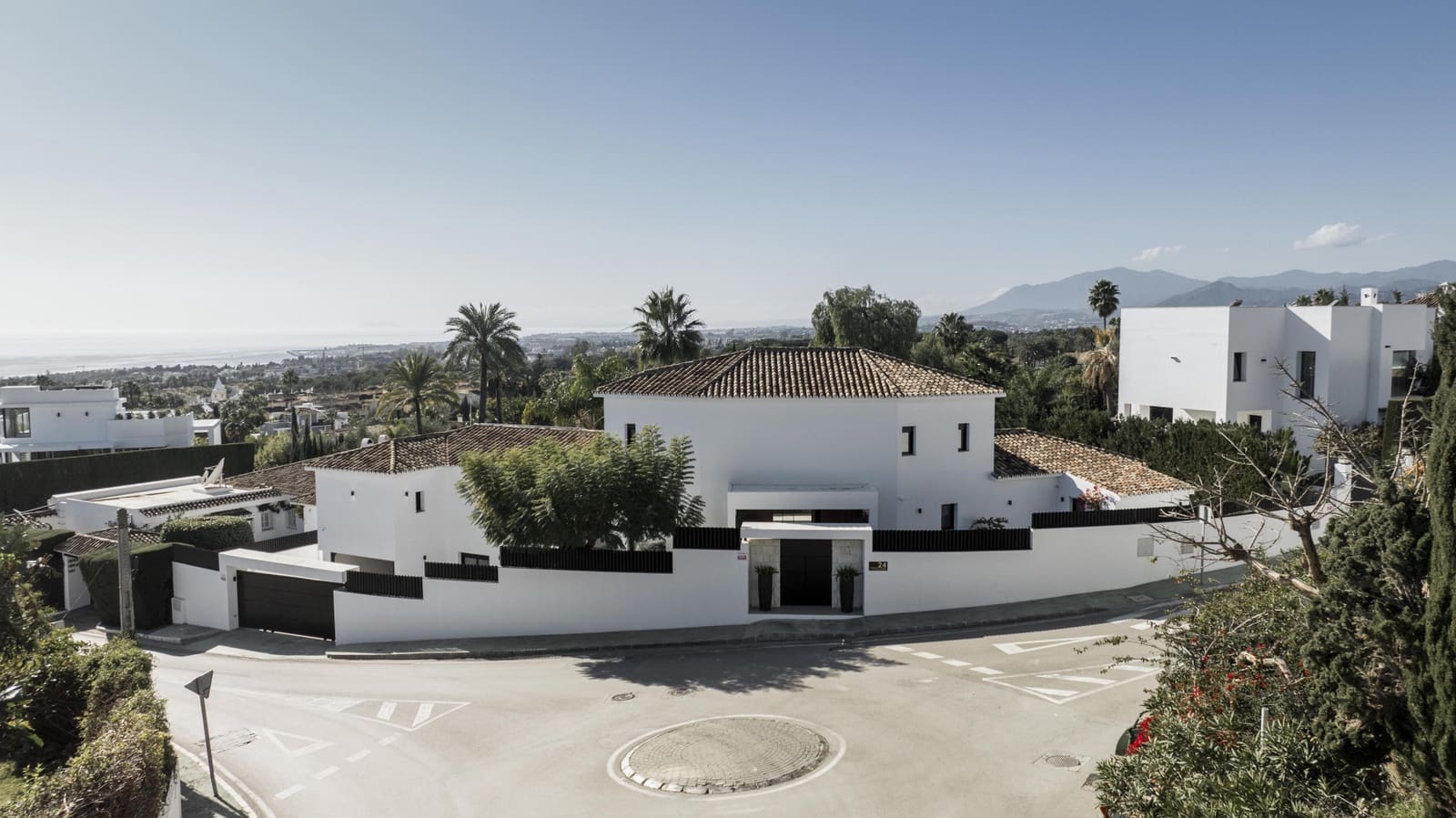 5 Zimmer Villa zu verkaufen in Marbella mit Pool Garage - 4.850.000 € (Ref: 9848506)