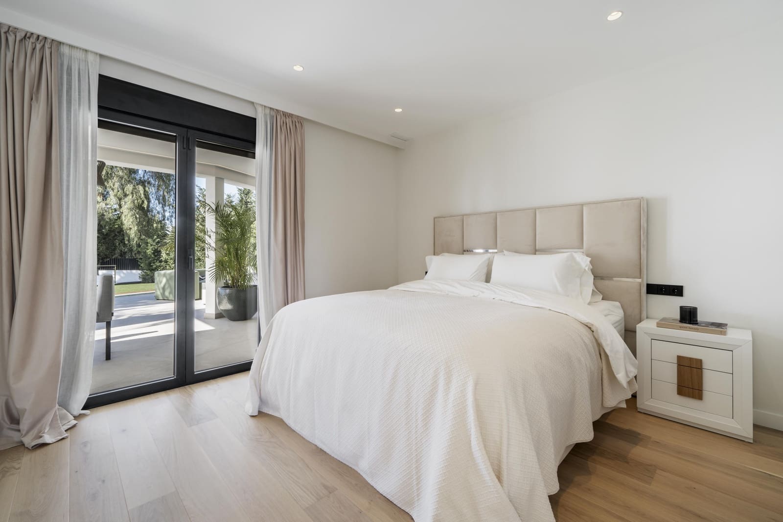 5 chambre Villa/Maison à vendre à Marbella avec piscine garage - 4 850 000 € (Ref: 9848506)